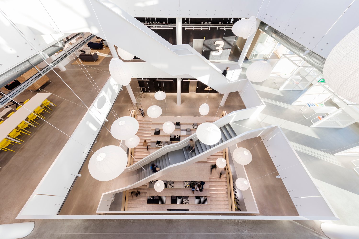 4 Modern Workplace Design Examples Your Office